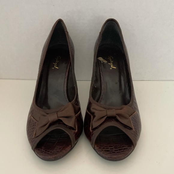 Spiegel Brown Crocodile Print Leather High Heel Pumps, 7.5, EUC - Picture 2 of 6